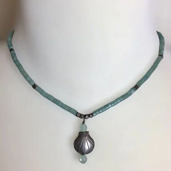 Beaded Aventurine Necklace 19in Heishi Beads Discs Silver Tone Shell Pendant - Picture 8 of 8
